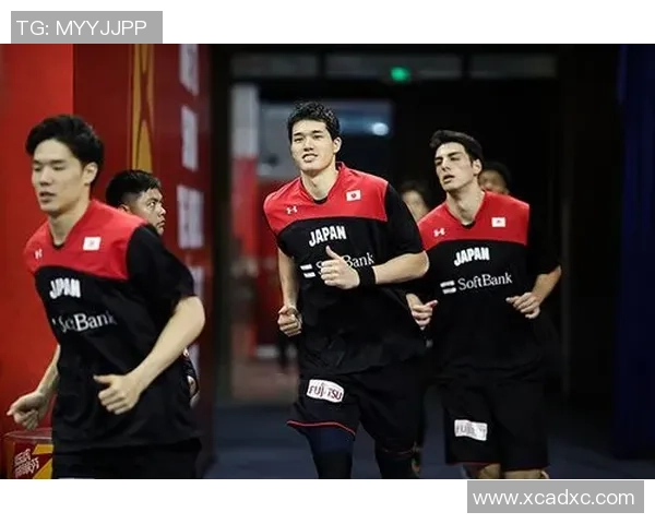 吴冠希在篮球赛场上的崛起与挑战展现了年轻运动员的拼搏精神与无限可能