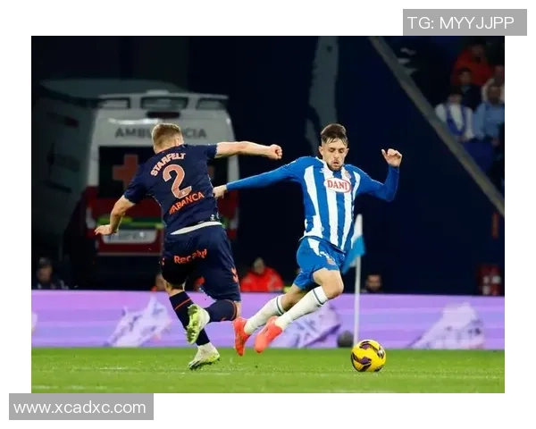 塞尔塔主场迎战西班牙人双方争夺关键积分的激烈对决